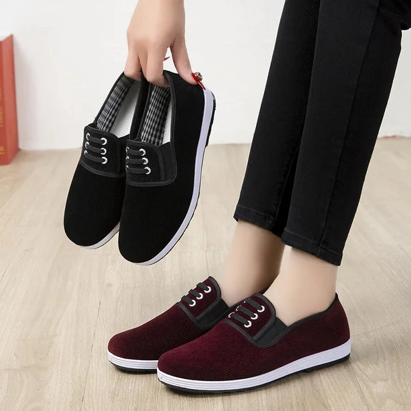 Chaussures en tissu New Beijing pour femmes