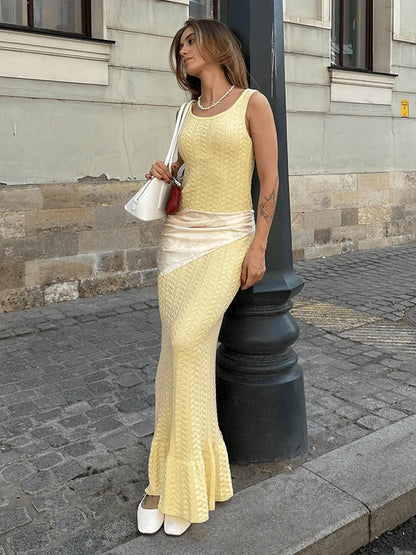 Robe en Maille Femme – Col V et Coupe Sirène