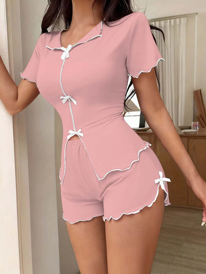 Pyjama d’Été Femme – Col Rabattu et Haut Noué
