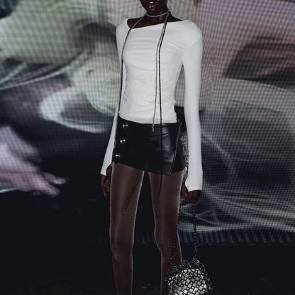 Mini-Jupe Noire Femme – Similicuir et Coupe Ajustée