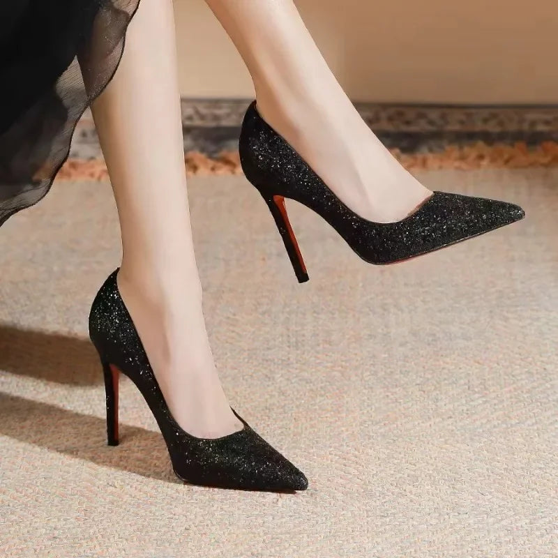 Chaussure à talons hauts pour femmes