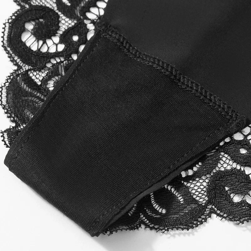 Culottes en dentelle douce pour femmes