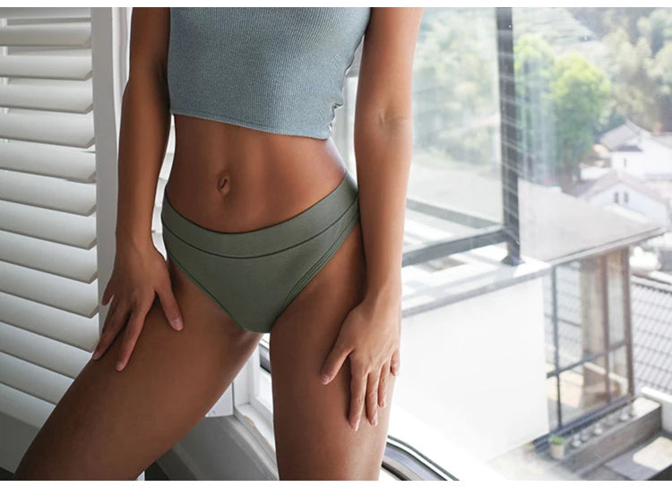 String sexy respirant pour femmes