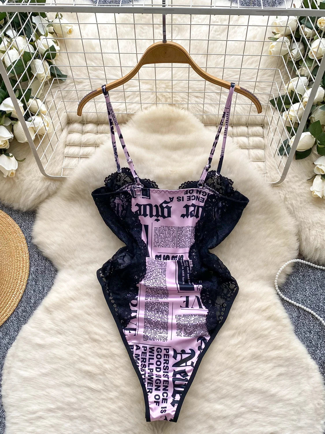 Body en dentelle rose pour femmes
