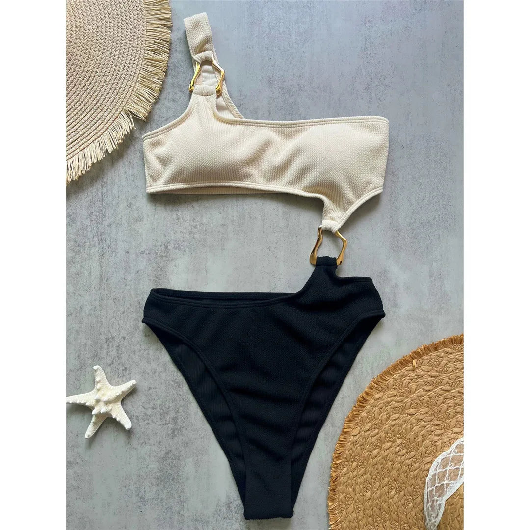 Maillot de bain une pièces à épaule dénudée pour femmes