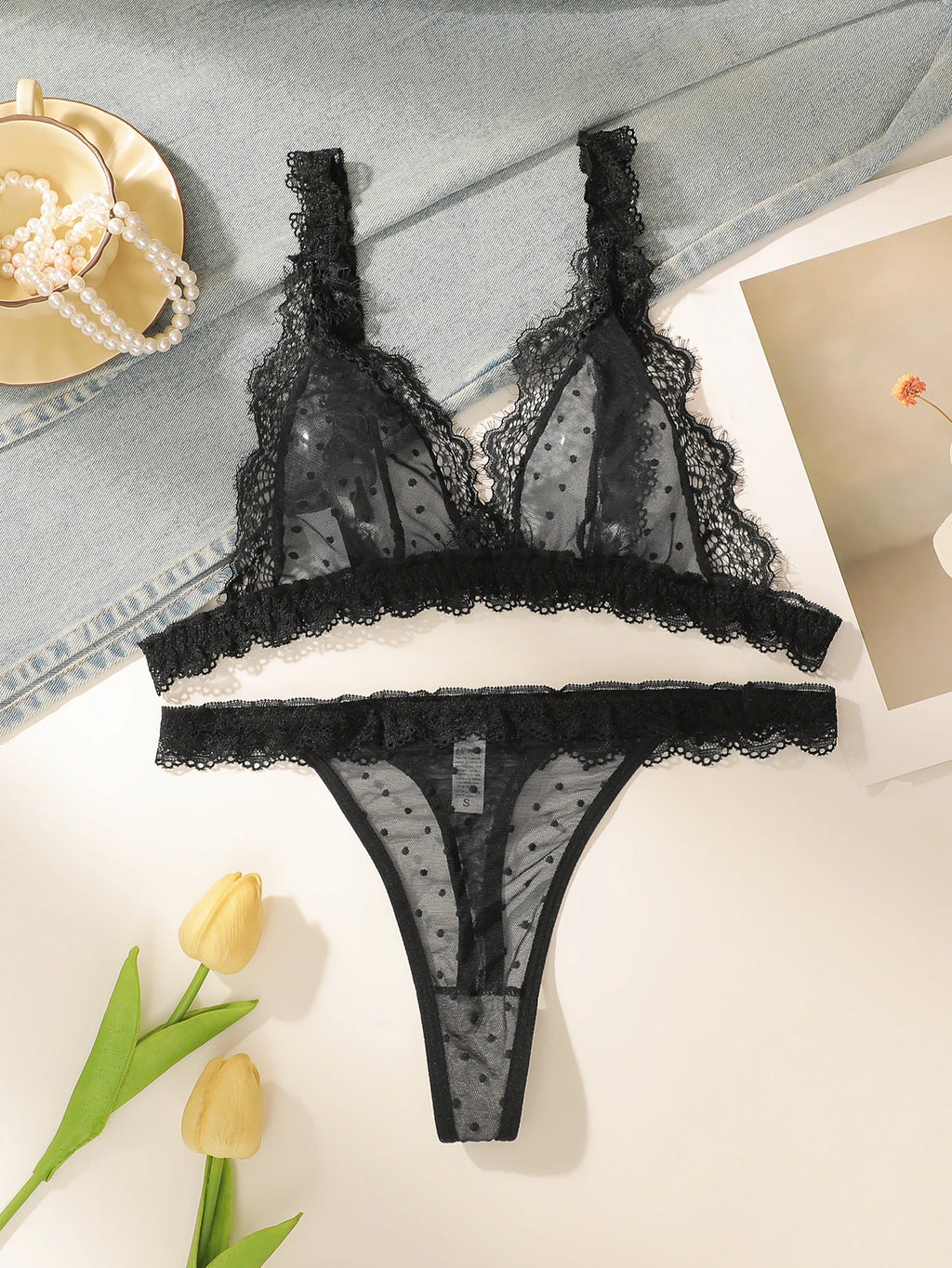 Ensemble de sous-vêtements en dentelle brodée pour femmes