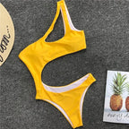 Maillot de bain une pièce à épaule dénudée, pour femmes