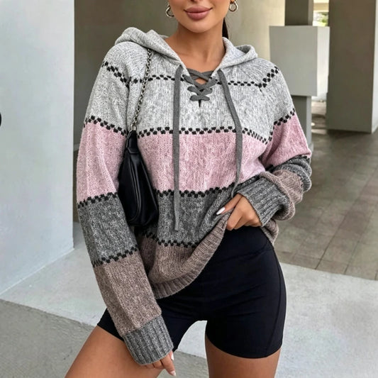 Pull Léger à Capuche Femme – Maille à Carreaux