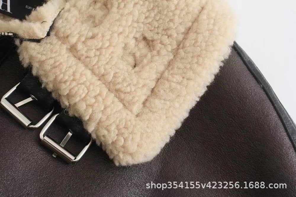 Veste courte en faux cuir d'agneau pour femmes