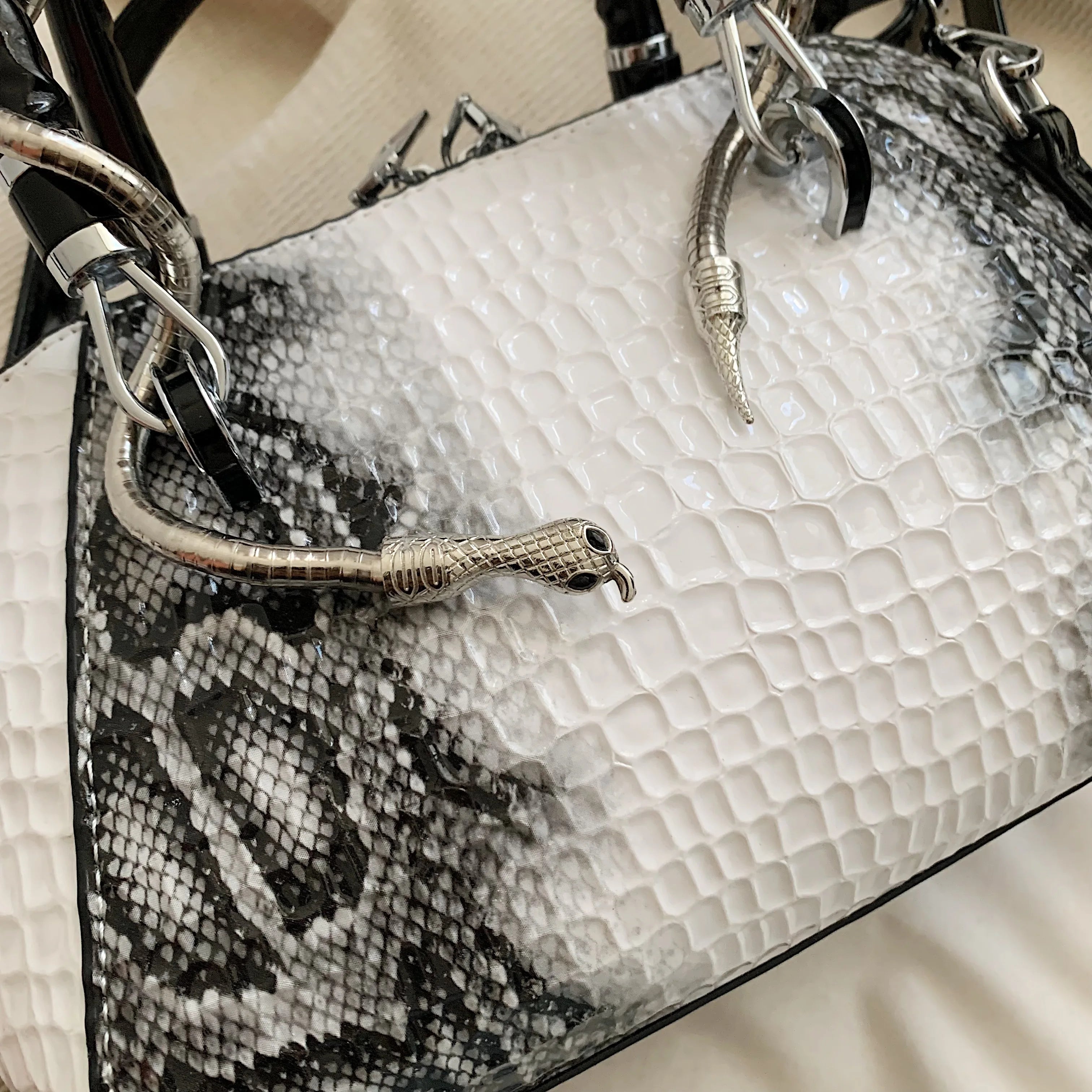 Sac à bandoulière motif crocodile pour femmes