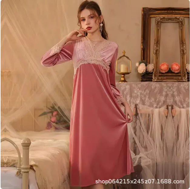 Robe de nuit sexy en velours pour femmes