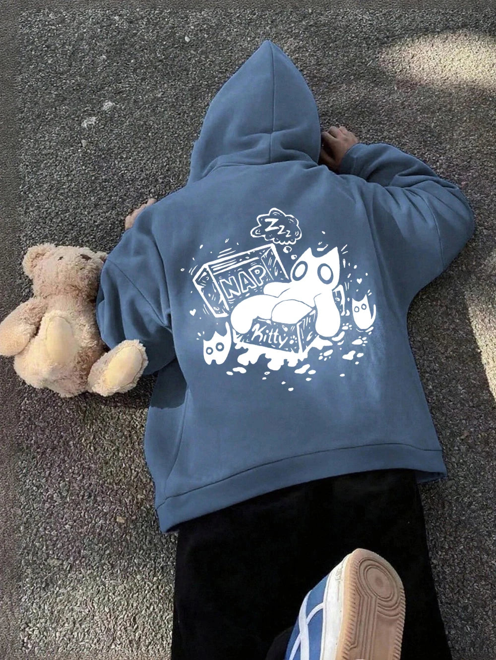 Sweat à capuche imprimé Sleeping Cat Nap Box pour femmes