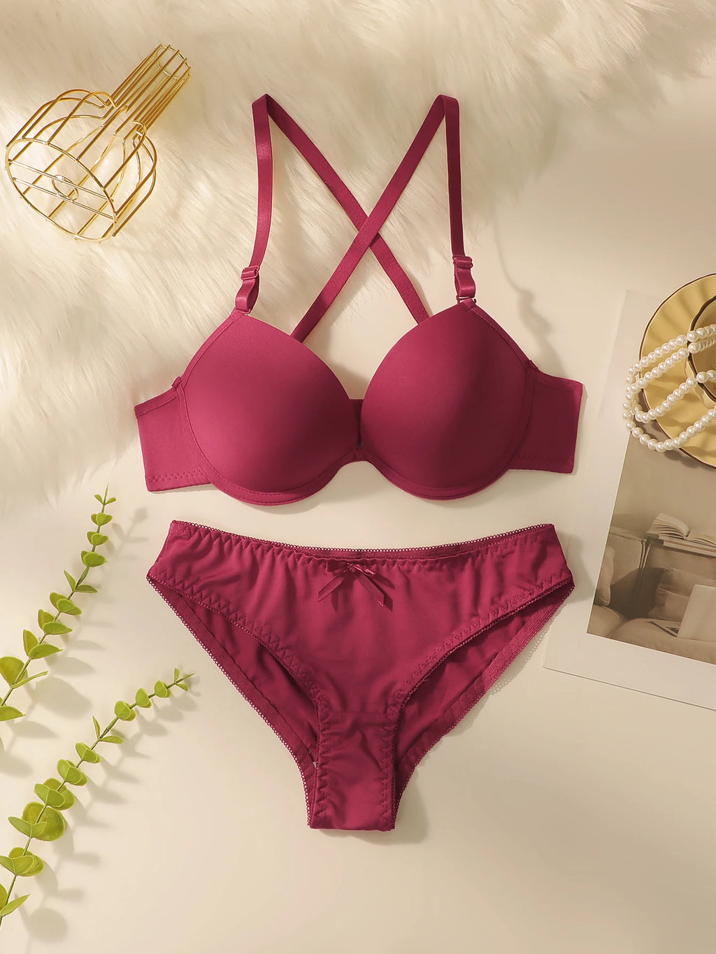 Ensemble soutien-gorge push-up et culotte rouge avec armatures rembourrées pour femmes