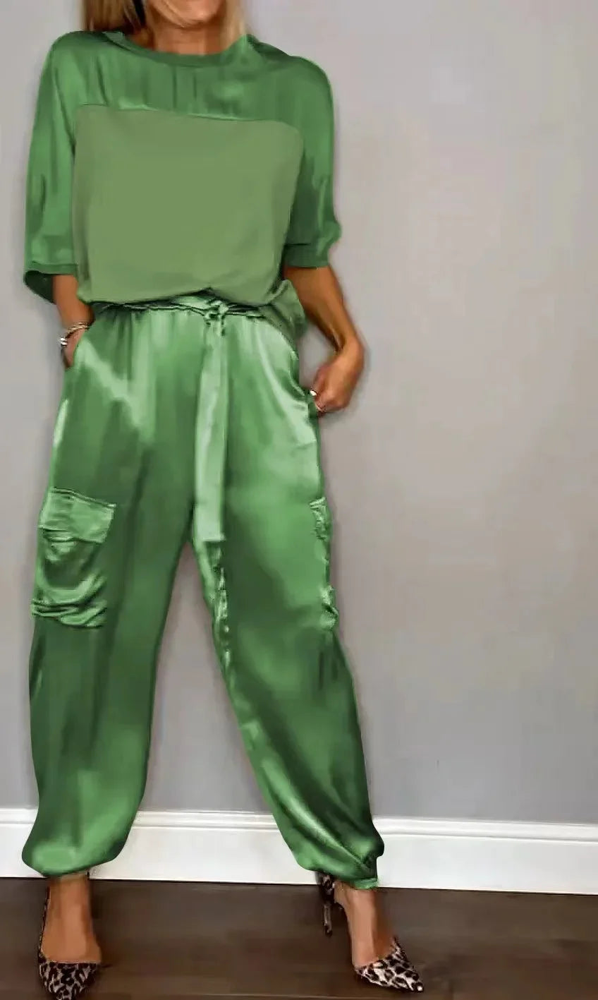 Ensemble deux pièces chemise à manches mi-longues et pantalon décontracté en satin lisse pour femmes