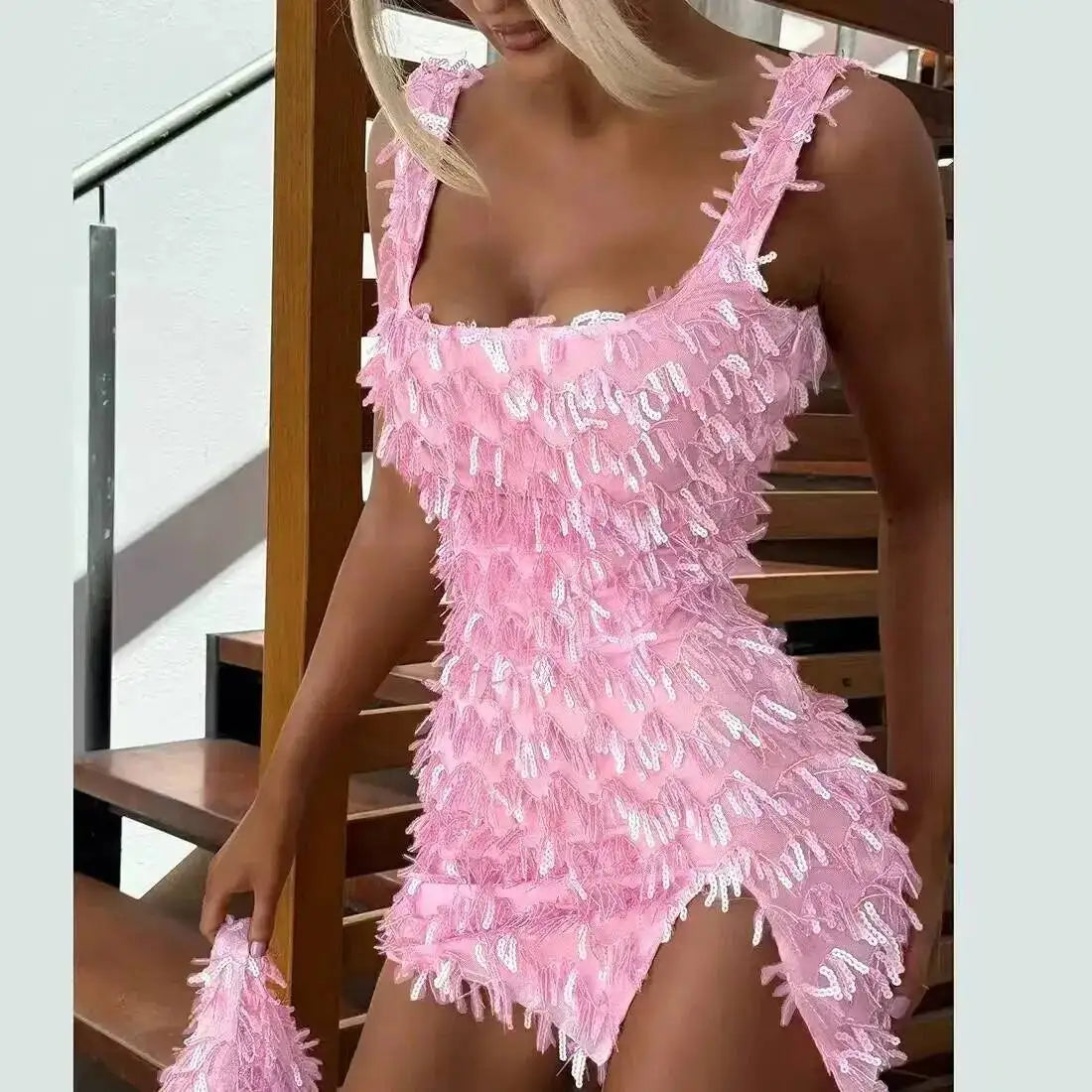 Robe à sequins et fente pour femmes