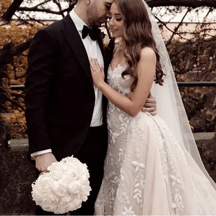 Robes de mariée sirène de luxe sans manches bustier pour femmes