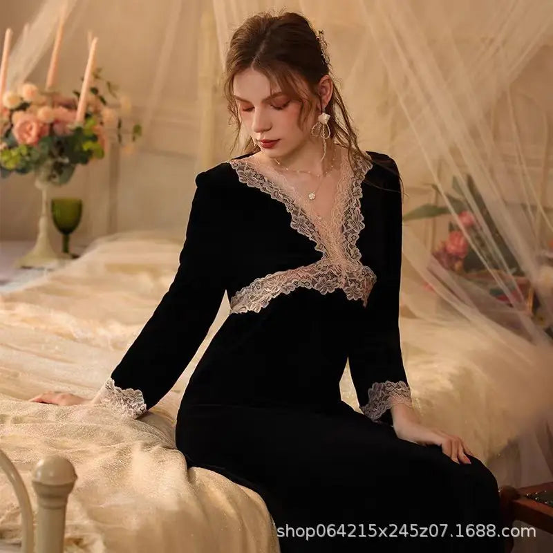 Robe de nuit sexy en velours pour femmes