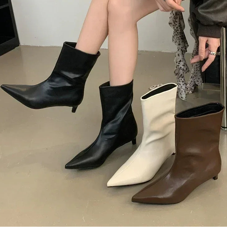 Bottines à bout pointu pour femmes
