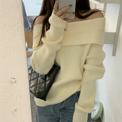 Pull en Maille Femme – Col Découpé Original