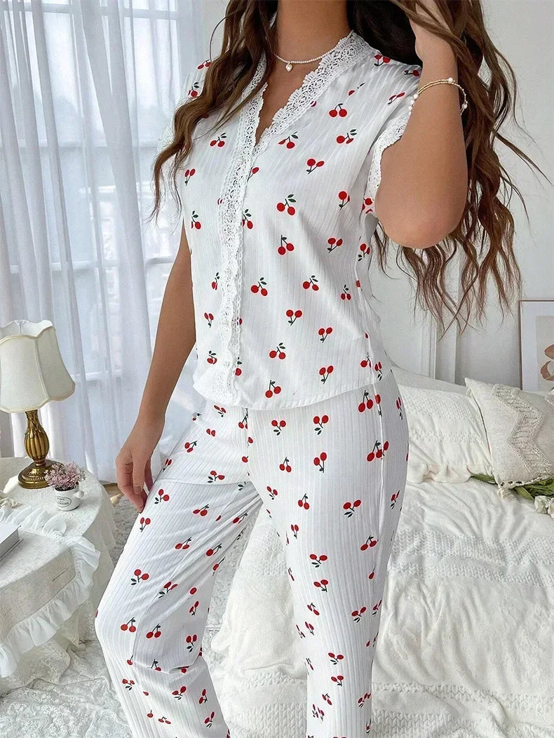 Pyjama 2 Pièces Femme – Cerises et Dentelle
