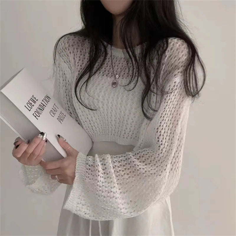 Chemise Légère Femme – Manches Longues et Découpes