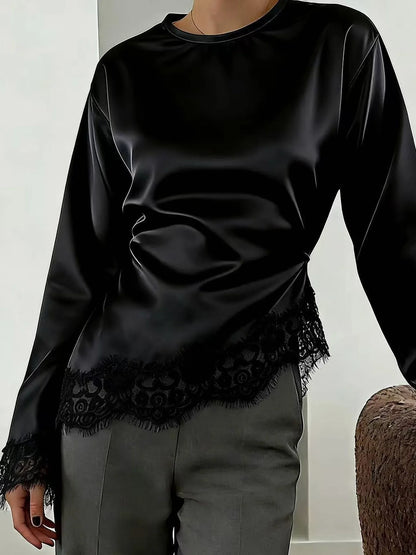 Chemise Satinée Femme – Dentelle et Ourlet Asymétrique