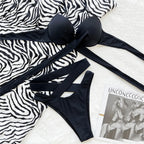 Maillot de bain brésilien deux pièces soutien-gorge push up, et string pour femmes