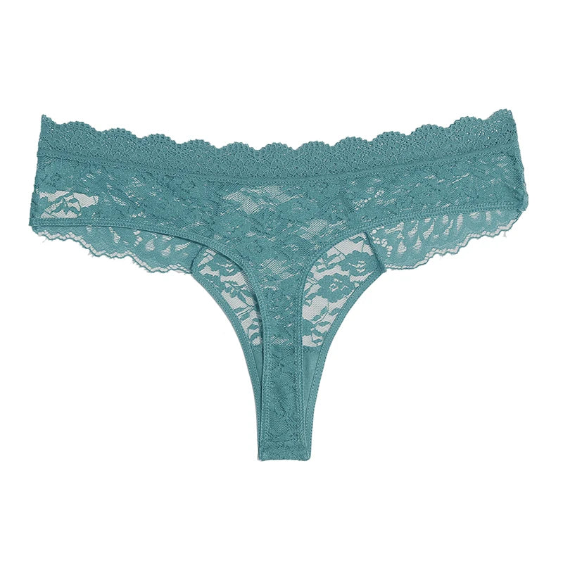 String en dentelle pour femmes