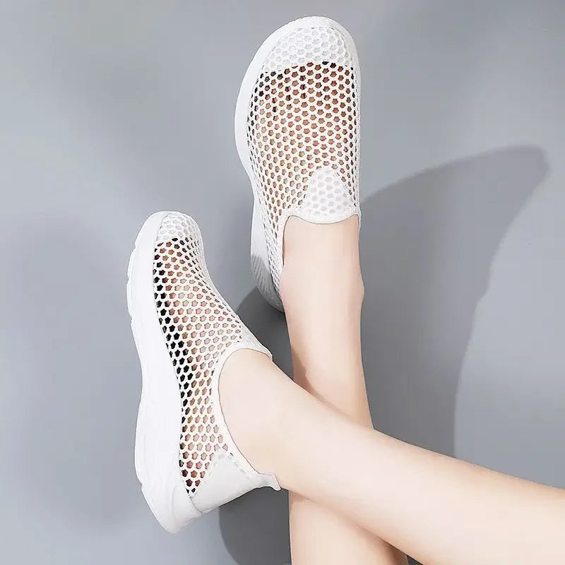 Chaussure en maille respirante pour femmes