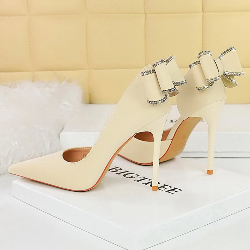 Escarpins à talons hauts avec nœud papillon au dos en biscuits pour femmes