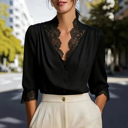 Chemisier Satiné Femme – Col V et Dentelle