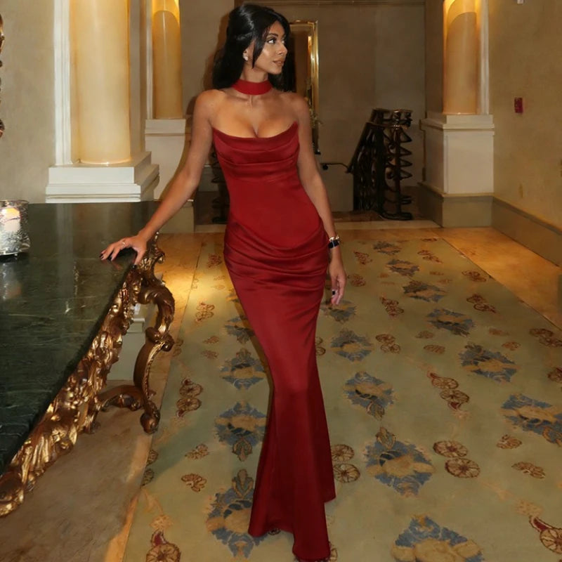 Robe longue plissée dos nu pour femmes
