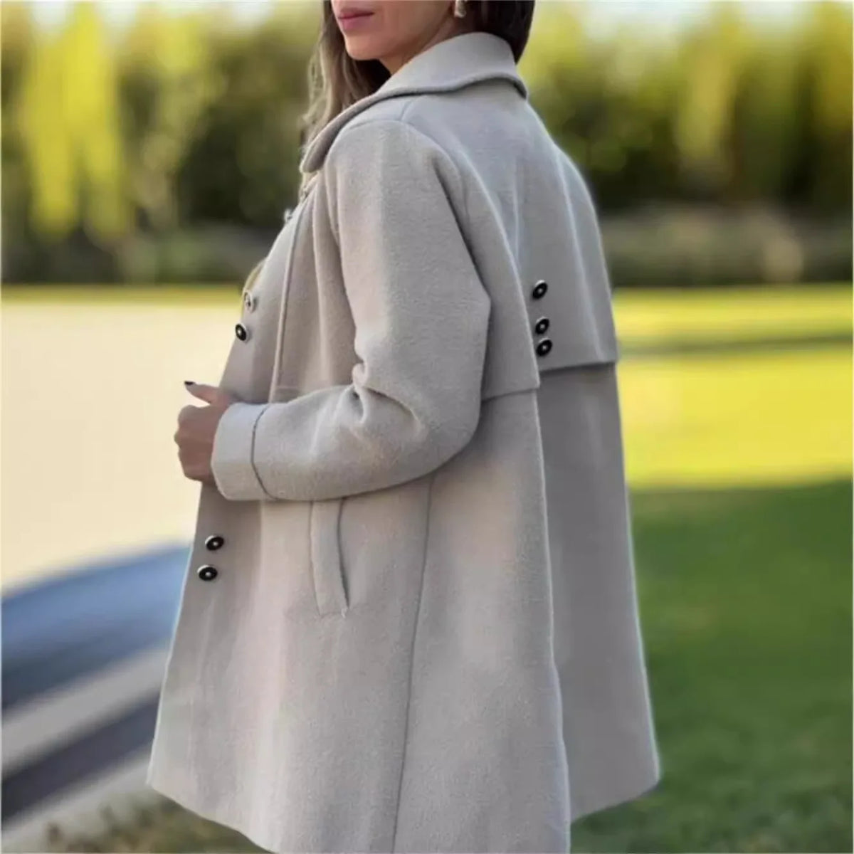 Manteau d’Hiver Femme – Maille Douce et Pelucheuse