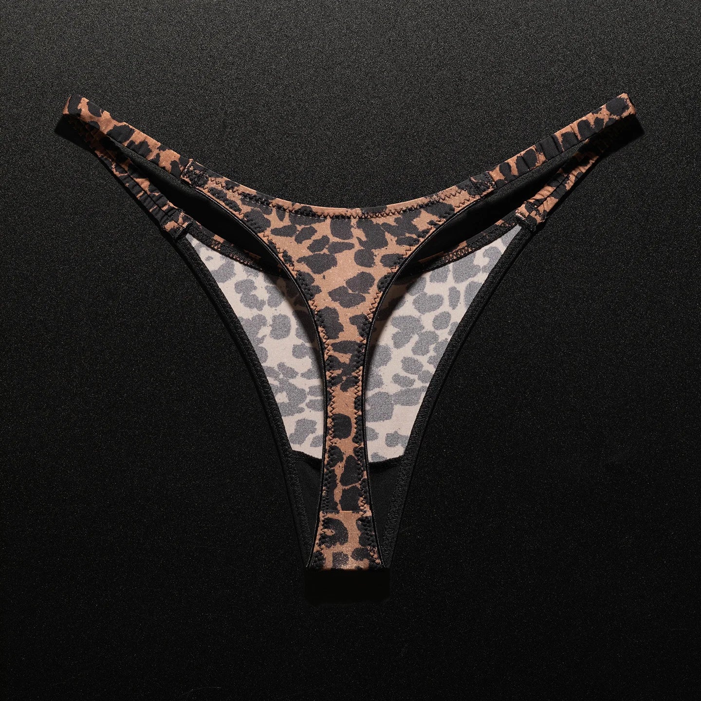 String en soie glacée sans couture pour femmes