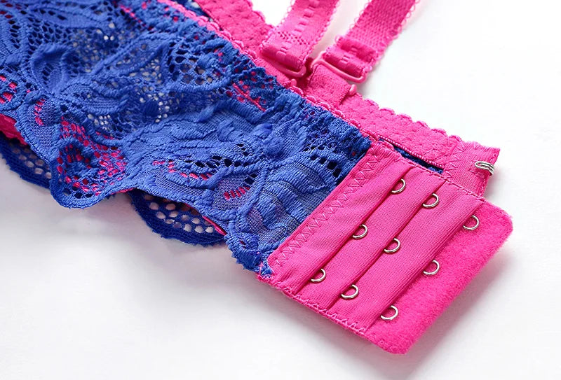 Ensemble brassière Push Up en dentelle et string pour femmes