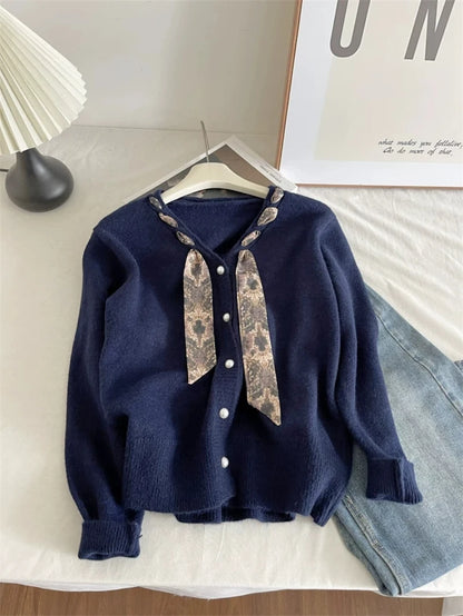 Cardigan Fin Femme – Maille et Écharpe en Soie