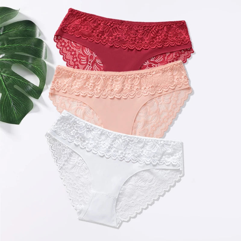 Lot de 3 Culottes Femme – Dentelle et Taille Basse
