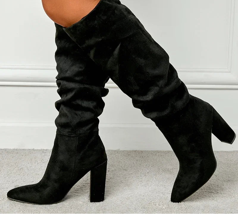 Bottes au genou confortables et chaudes pour femmes