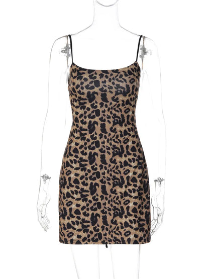 Robe courte femme trapèze léopard à dos nu