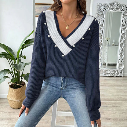 Pull femme oversize en maille col V à boutons perlés