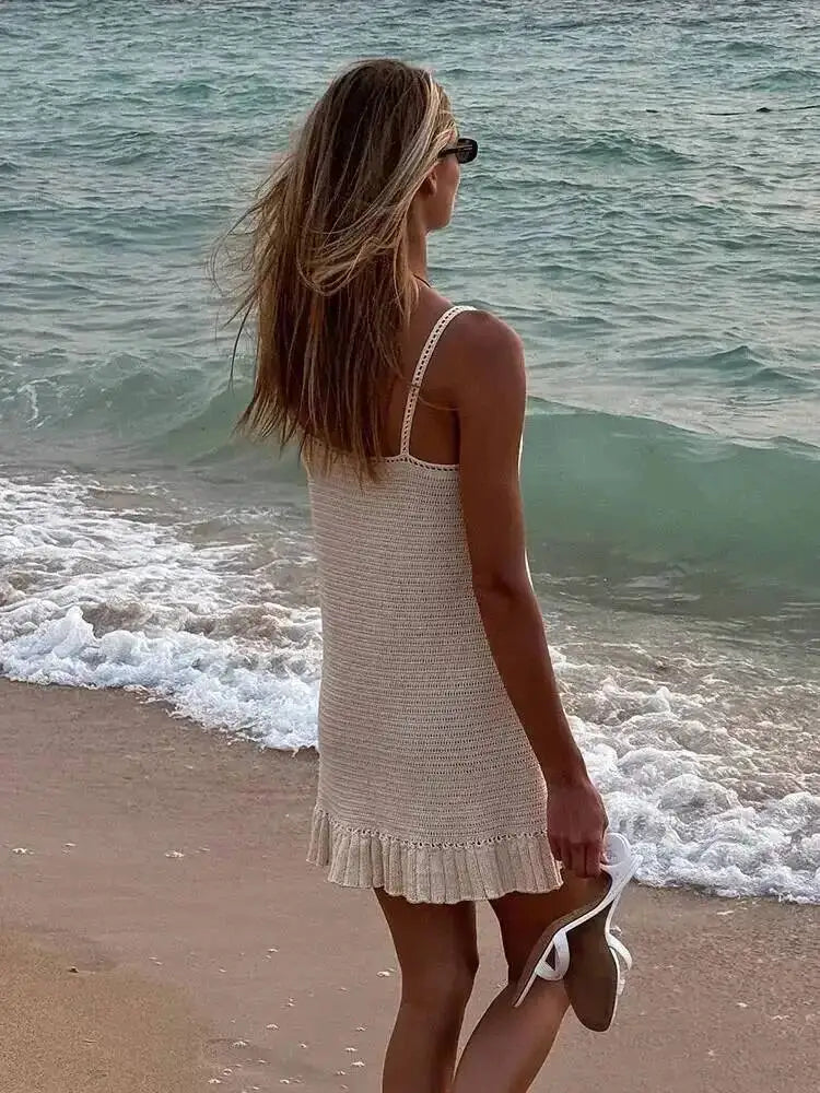 Robe mini sexy en maille crochet à col V et volants pour femmes
