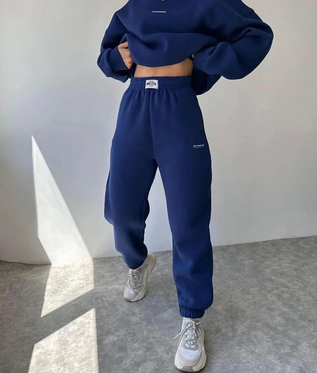 Ensemble deux pièces décontracté, sweat-shirt à manches longues et col rond, pantalon pour femmes