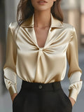 Chemise plissée en satin à manches longues pour femmes