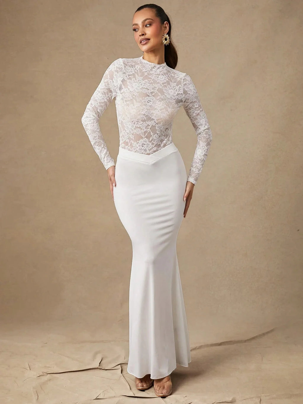 Body sexy blanc moulant à manches longues pour femmes