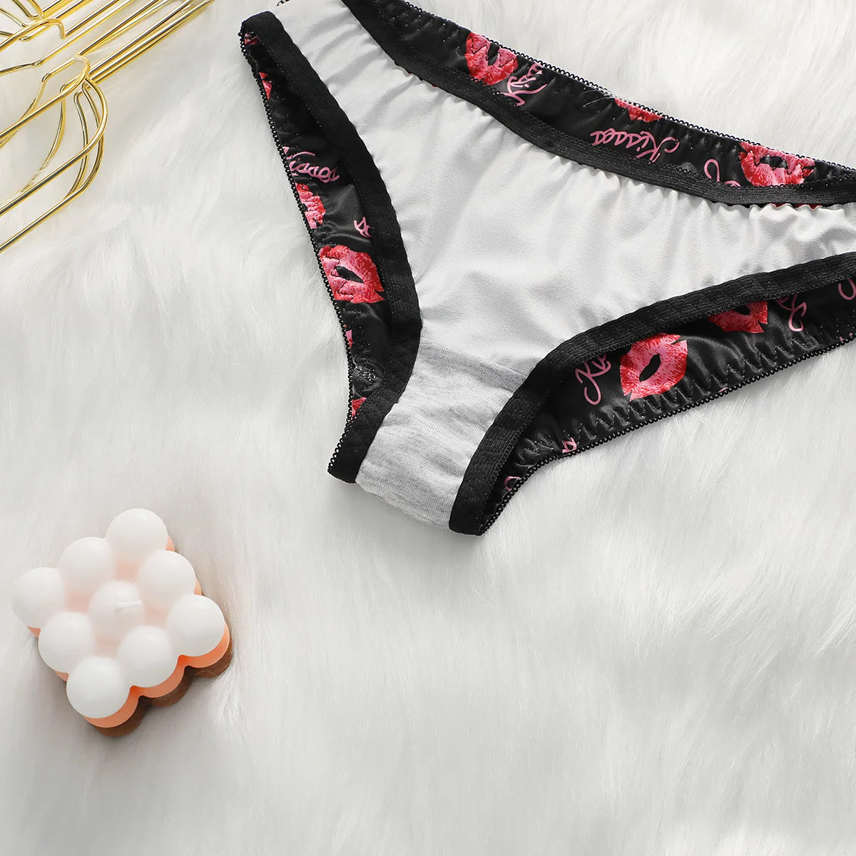 Ensemble de lingerie sexy à motif de lèvres pour femmes