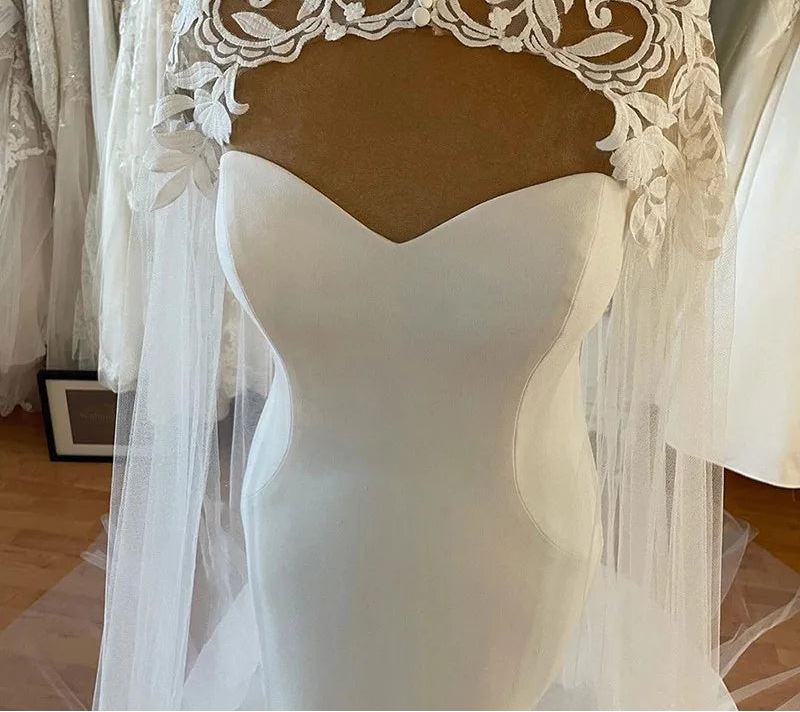 Robe de mariée sirène en dentelle avec cape pour femmes