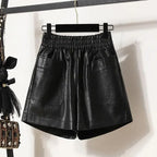 Shorts en cuir amples à jambes larges pour femmes