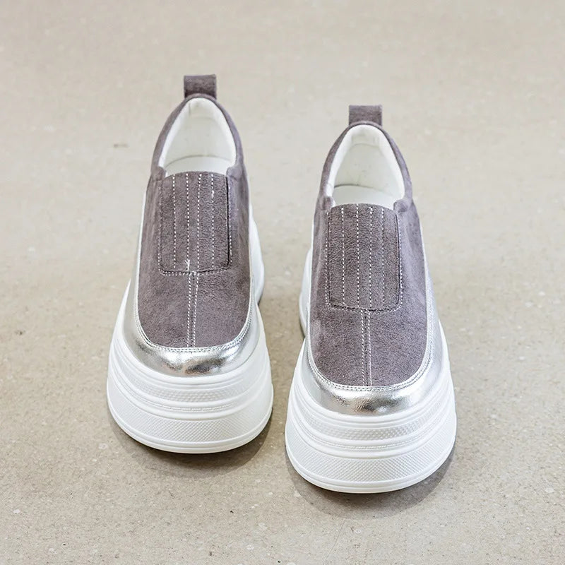 Baskets compensées en cuir synthétique pour femmes