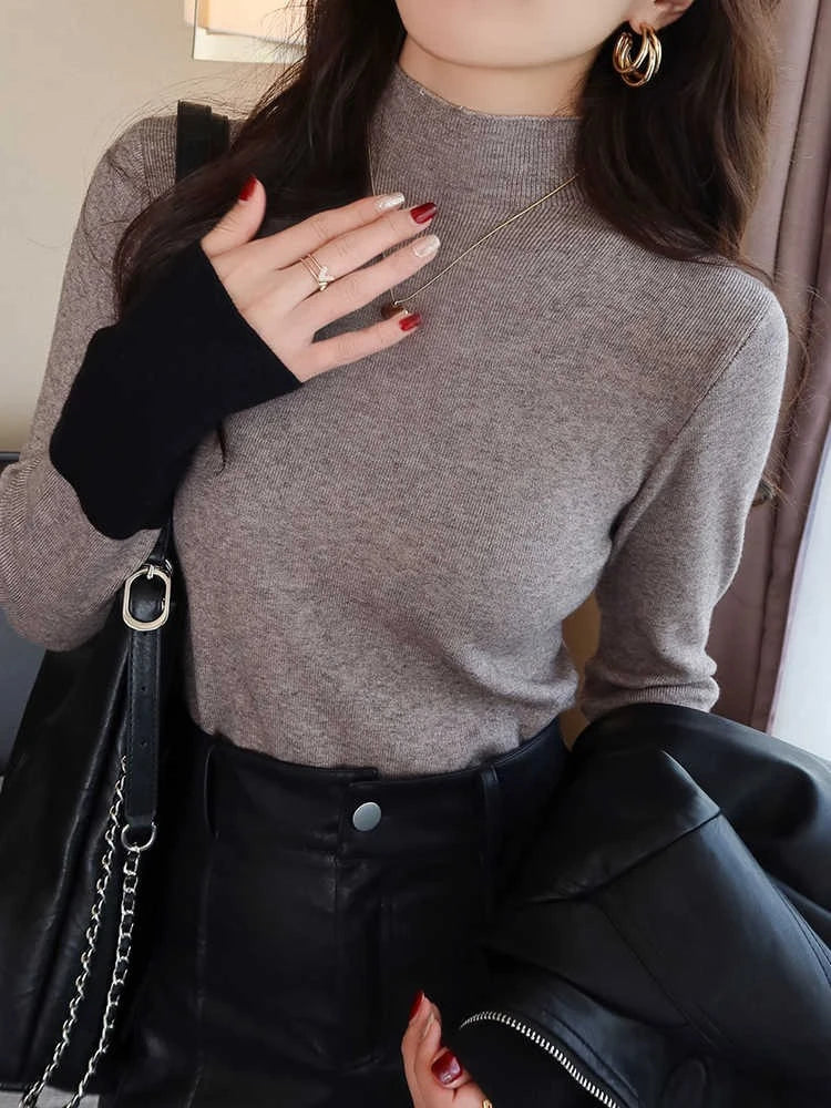 Pull en Maille Douce Femme – Col Semi-Montant Chic