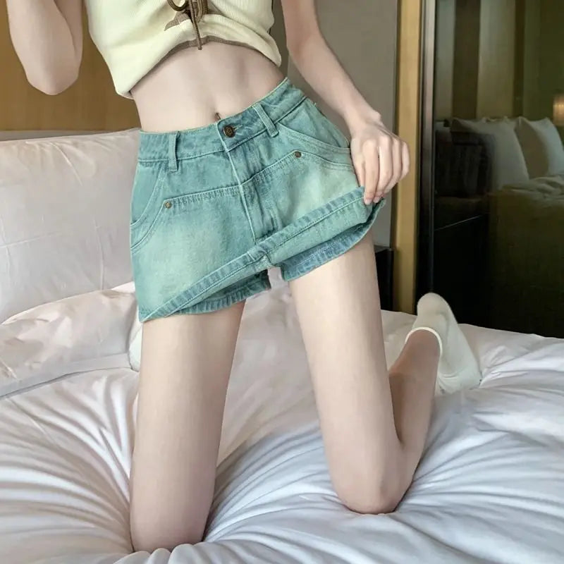Mini-jupe en jean tendance pour femmes